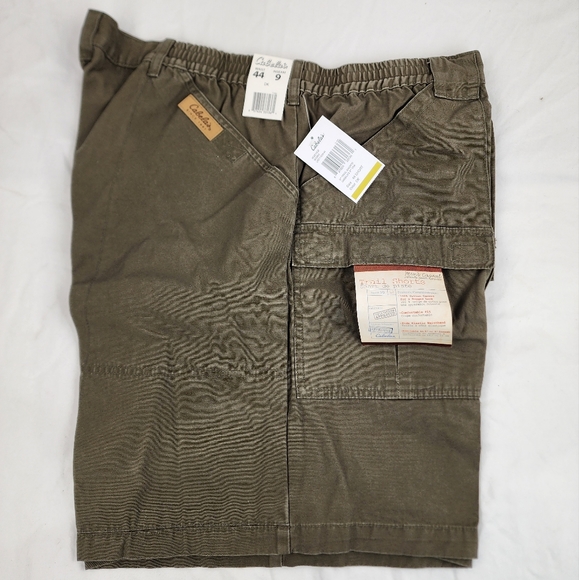 Cabela's Other - NWT Cabela's Outdoors  Company Men's Trail Blazer Shorts Size 44 9" Inseam Green